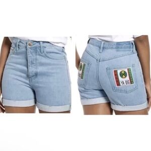 Cross Colours Denim cuffed High Waist Jean 90s Light Blue Wash Shorts